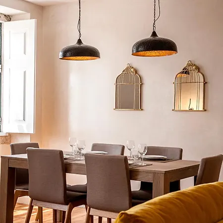 The Canary - Spacious At Downtown With Views Apartmán