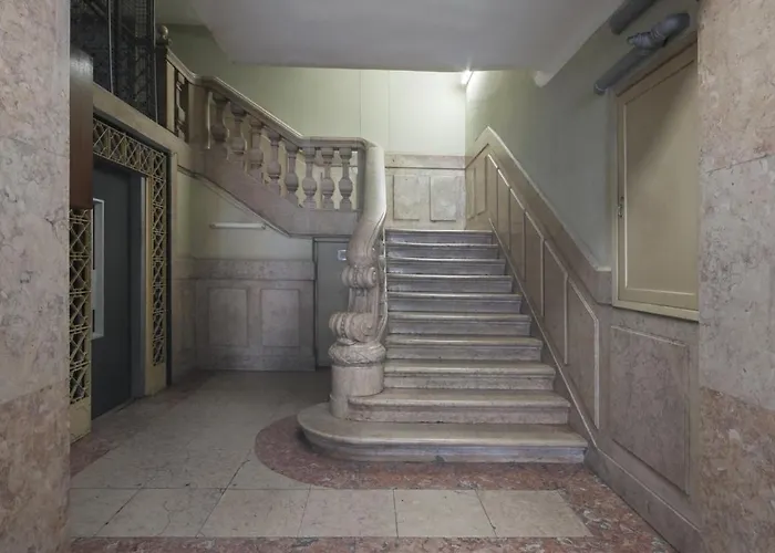 The Canary - Spacious At Downtown With Views * Lisbon